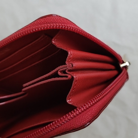 Michael Kors Mini Wallet - Picture 12 of 16